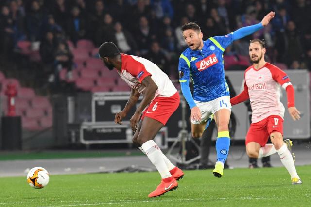这训练太硬核了！米切尔晒水下负重训练视频！